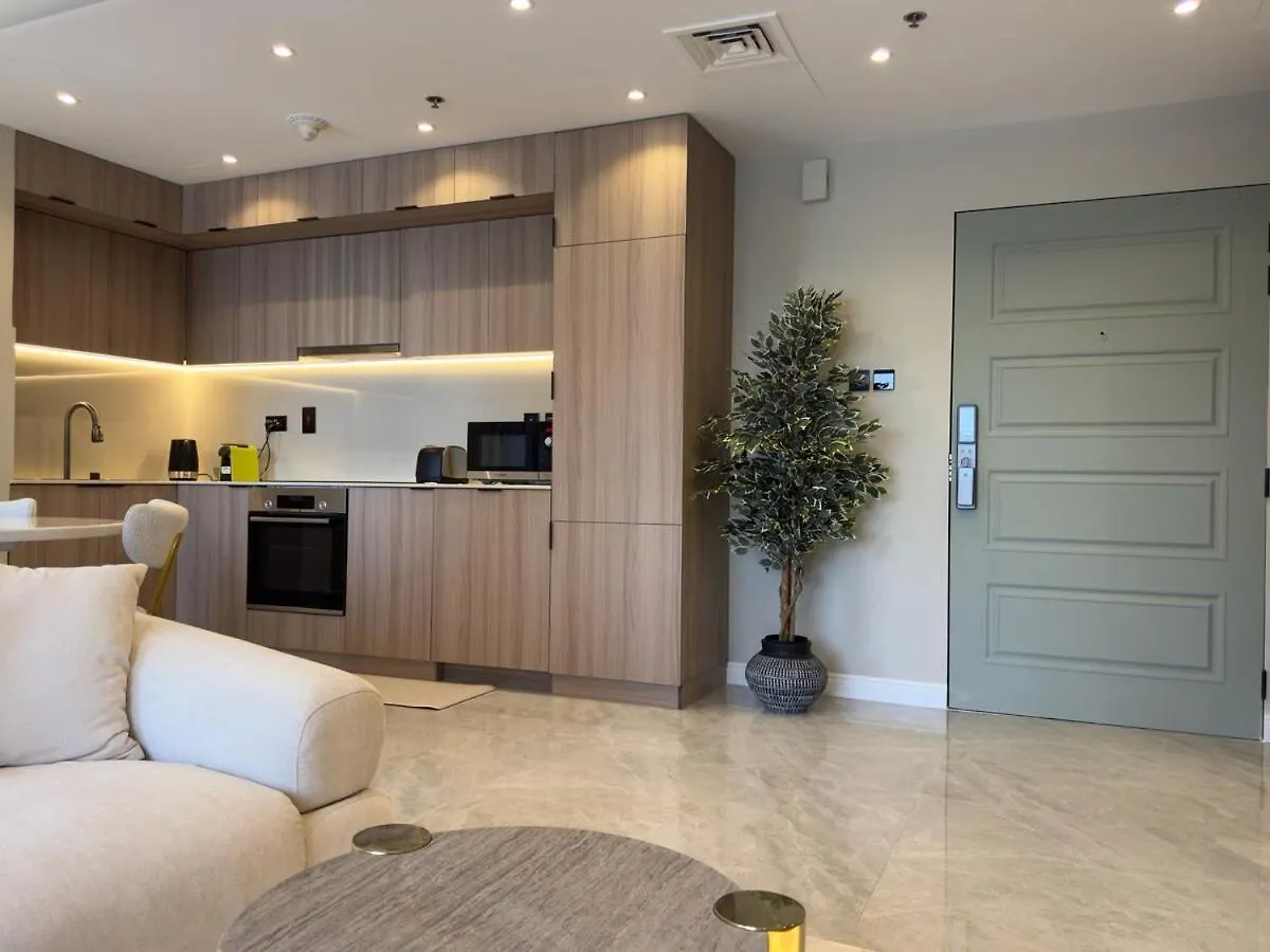 A Unique Luxury Touch In Jlt Lägenhet Dubai