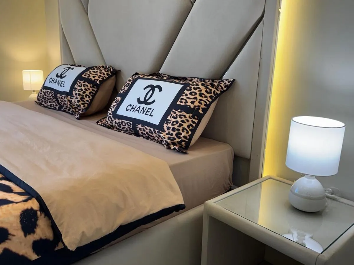 A Unique Luxury Touch In Jlt Apartment Dubai
